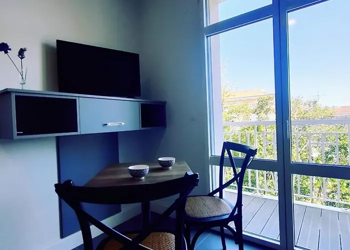 Апартаменты Studio With Balcony - Near The Sea Аркашон